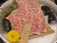 -山川小町·极番烧肉(新地假日广场店)