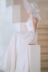-MANLI BRIDAL婚纱