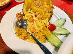 特色菠萝海鲜炒饭-明泰谷泰国餐厅(正大广场店)