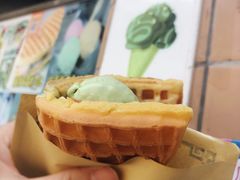 華夫薄餅夾抹茶雪糕-成裕雪糕店(士多店)