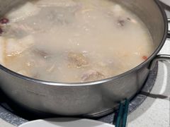 -煲王粤菜餐厅(中侨中心店)