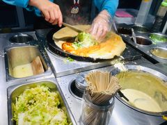-盒马鲜生(红莲店)