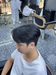 -藤野造型专业烫染接发