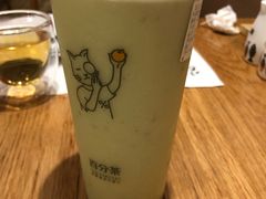 大力牛油果奶缇-百分茶(九洲新世界店)