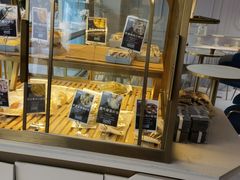 面包甜点陈列柜-佩家私房烘焙(宝龙店)