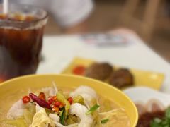 脆肉鲩泡椒酸菜鱼汤米线-谭仔米线(皇庭广场店)