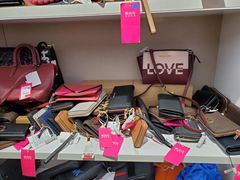 -唯品会(北京国瑞城店)