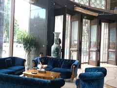 -圣呗口腔·舒适化种植牙·矫正中心(广州总院)