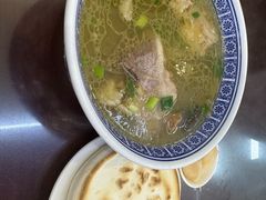 -老孙家泡馍(洒金桥店)