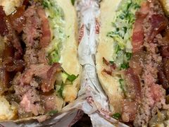 -The Habit Burger Grill 哈比特汉堡(爱琴海店)