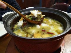 -周鱼小馆石锅酸菜鱼(活力汇店)