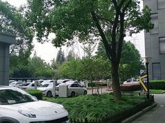 -张江微电子港·地面停车场