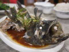 -四川小胡子海鲜(丁村万人海鲜广场店)