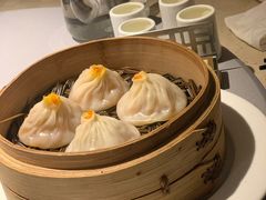 蟹粉小笼-成隆行·蟹王府(九江路店)