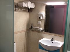 -德全心悦酒店(北京金台路地铁站店)