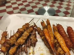 -三个大叔烤羊肉串·炭炉砂锅菜(西三旗店)