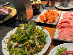 -七甲山烤肉(长白山奇石山珍根艺一条街店)