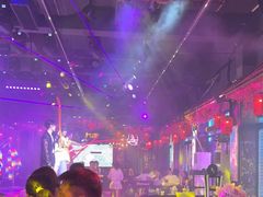 -喜鹊音乐酒馆(西街店)
