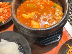 -肉甲韩国木炭烤肉(新壹街1店)