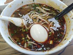 -陇上全荟兰州传统牛肉面(延吉路店)