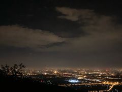 -鬼笑石后山停车场
