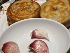 门钉肉饼-北京老门框爆肚四季涮肉(淮海东路外滩店)