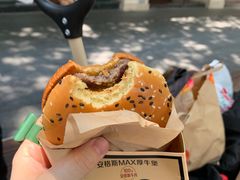-星巴克(武康路店)