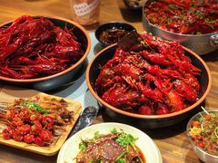 -巴厘龙虾·榜首油焖大虾(音乐学院·沿江酒馆店)