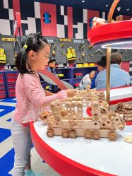 -奈尔宝家庭中心·亲子餐厅(北京东坝万达店)