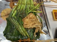 -云晓光头烧烤吧(德平路店)