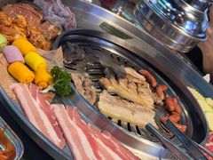-哈哈碳都·牛肋条无限自助烤肉(台江万达店)