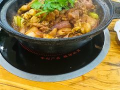 鸡鸡蛙蛙煲-鱼众不同·鸡公煲·烤全鱼(国顺路店)