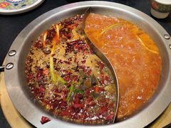 -沸炉重庆老火锅(军事博物馆店)
