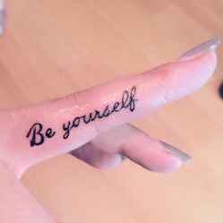 -Black Tattoo Studio