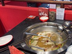 -醉董牛川派鲜肉自选火锅(烟台店)