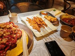 -巴厘龙虾·榜首油焖大虾(音乐学院·沿江酒馆店)