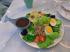 -丽莎沙拉轻食餐厅(国贸店)