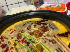 -钢管厂五区小郡肝串串香(奥克斯广场锦城万达店)