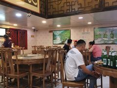 大堂-褒河栈道渔庄(建工路总店)