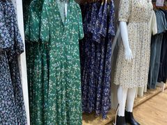 -优衣库(广州番禺万达广场店)