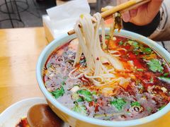 -全家福米线