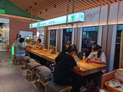 -百春原湖南牛肉粉(百联世纪店)