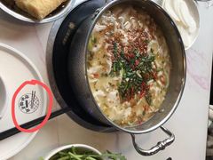 -德林酸菜鱼火锅(南丹店)