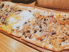 -LENBACH兰巴赫西餐啤酒坊(大连东港店)