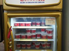 -红宝石·鲜奶小方·海派西点房(南丹店)
