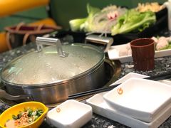-一席地·本地鸡窝·杭帮鸡火锅(萧山银隆百货店)