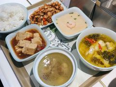 -老乡鸡(上海品尊国际中心店)