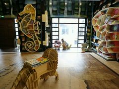 -钟书阁(松江泰晤士小镇店)