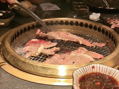 -铭牛烧肉·和牛海鲜自助(高新月牙湖店)