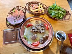 -阿婆情腊排骨火锅(金虹路店)